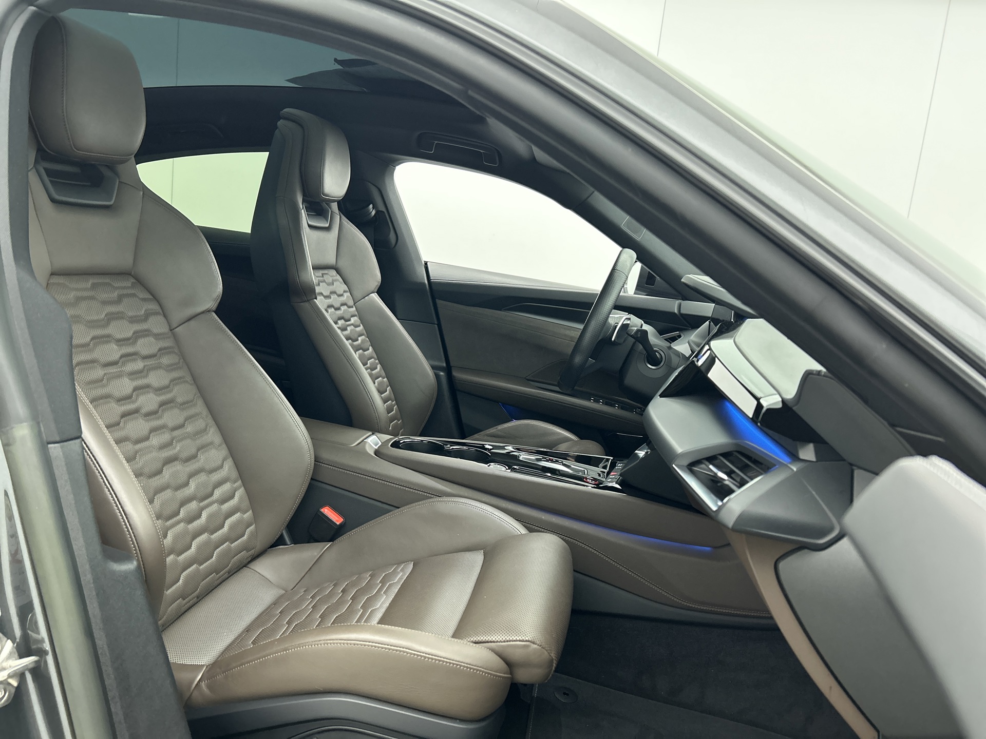 Foto van Audi E-tron GT