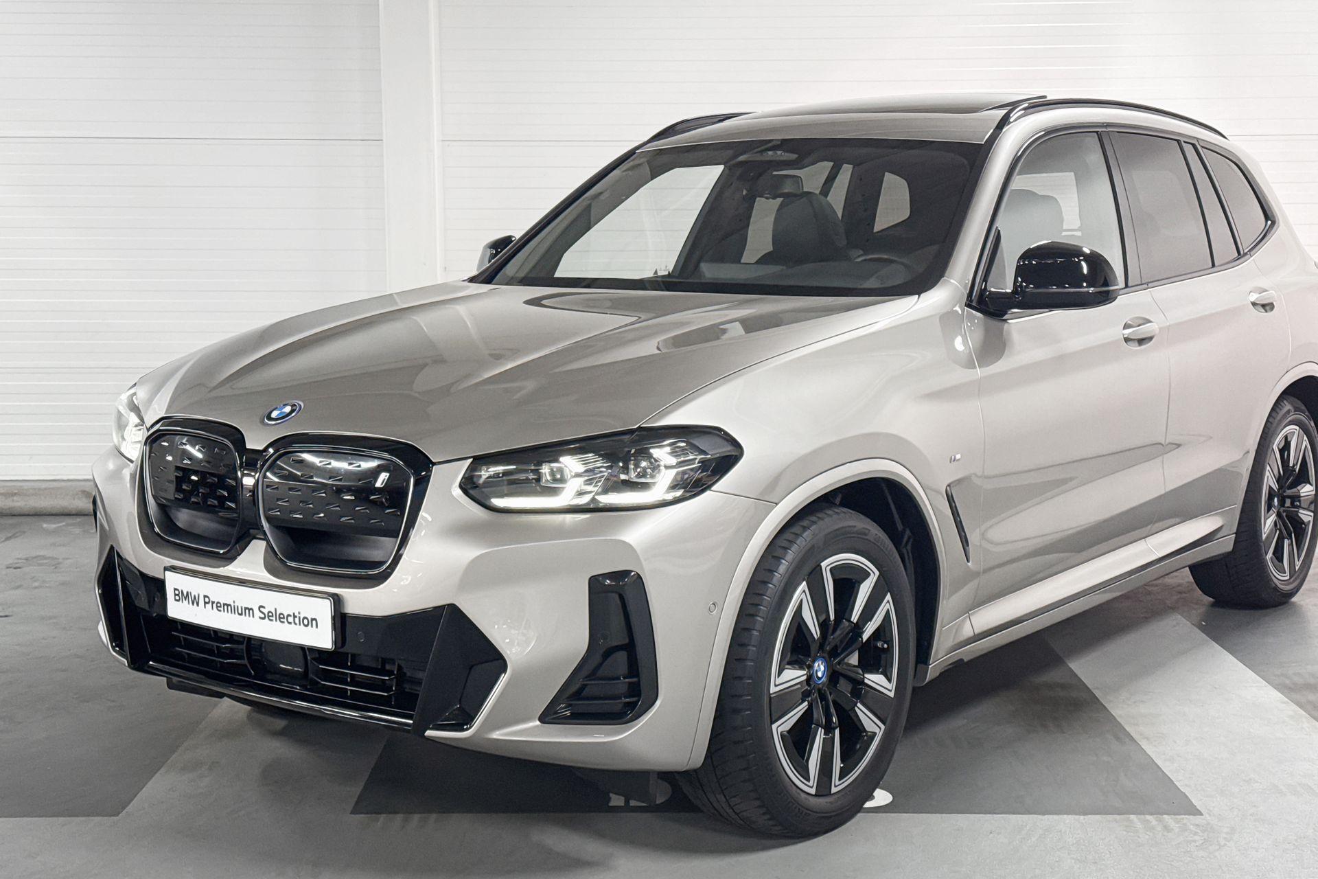 Foto van BMW Ix3