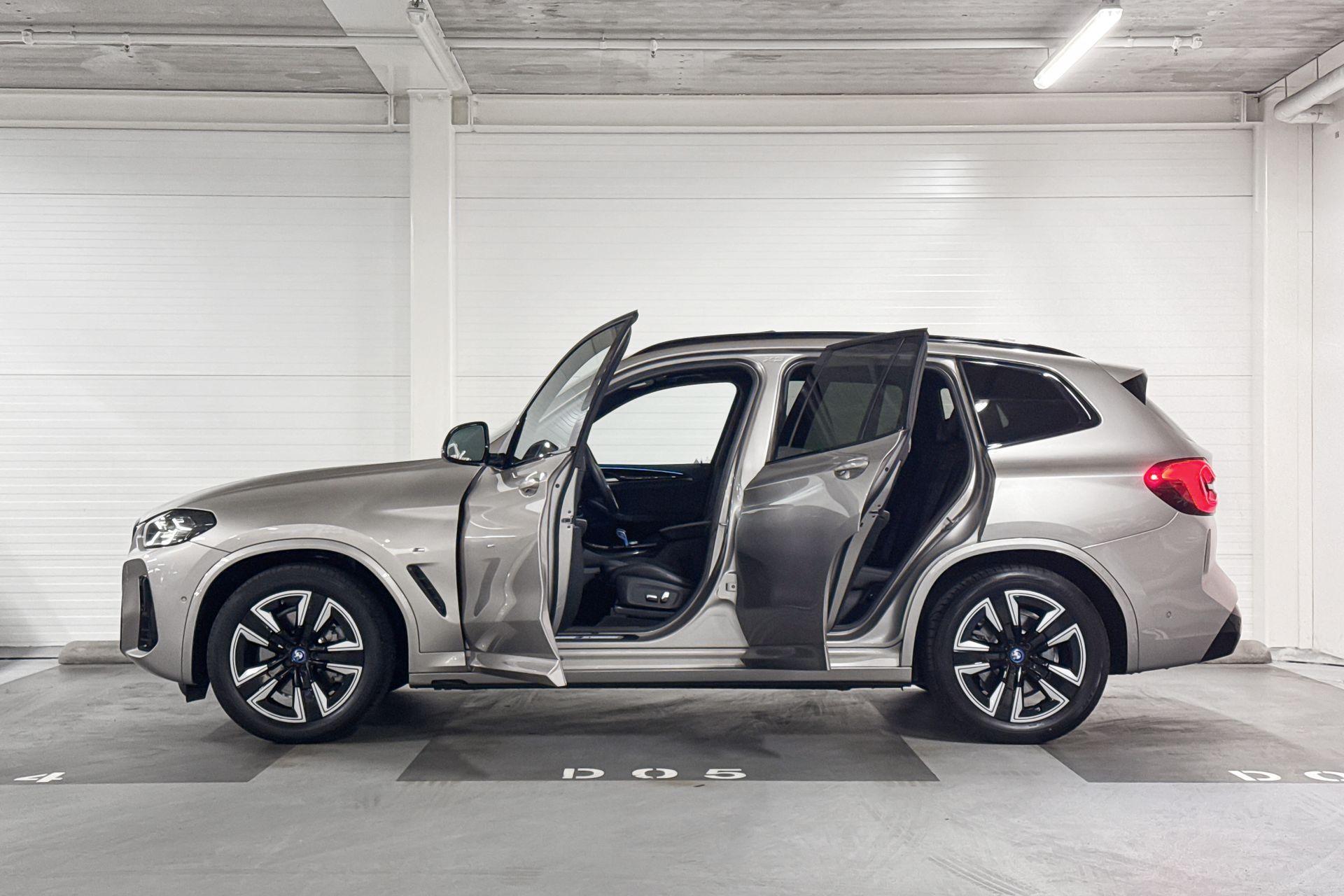 Foto van BMW Ix3