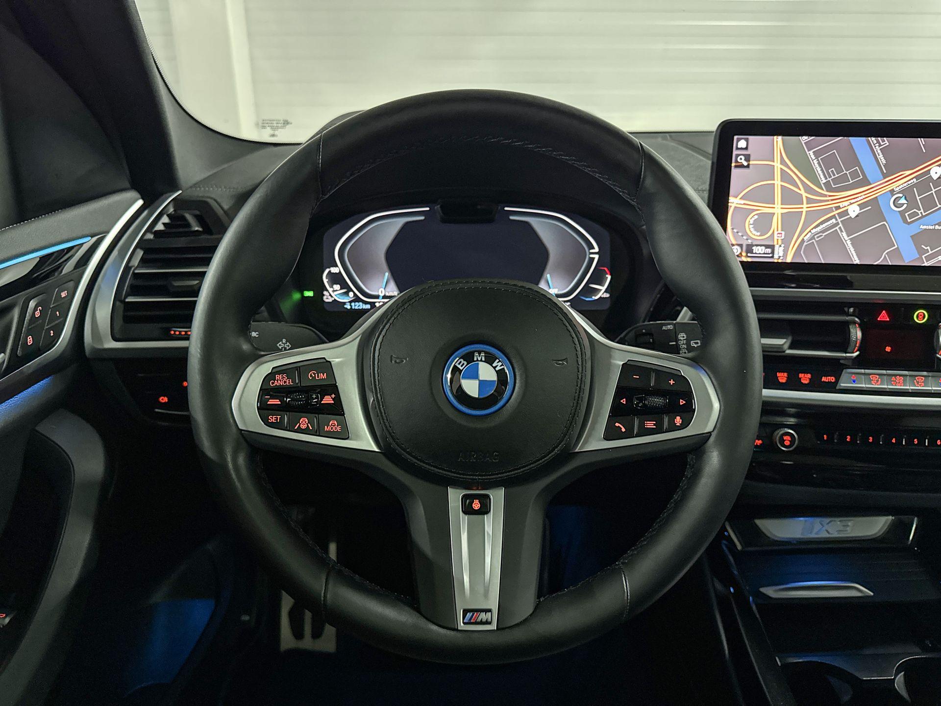 Foto van BMW Ix3