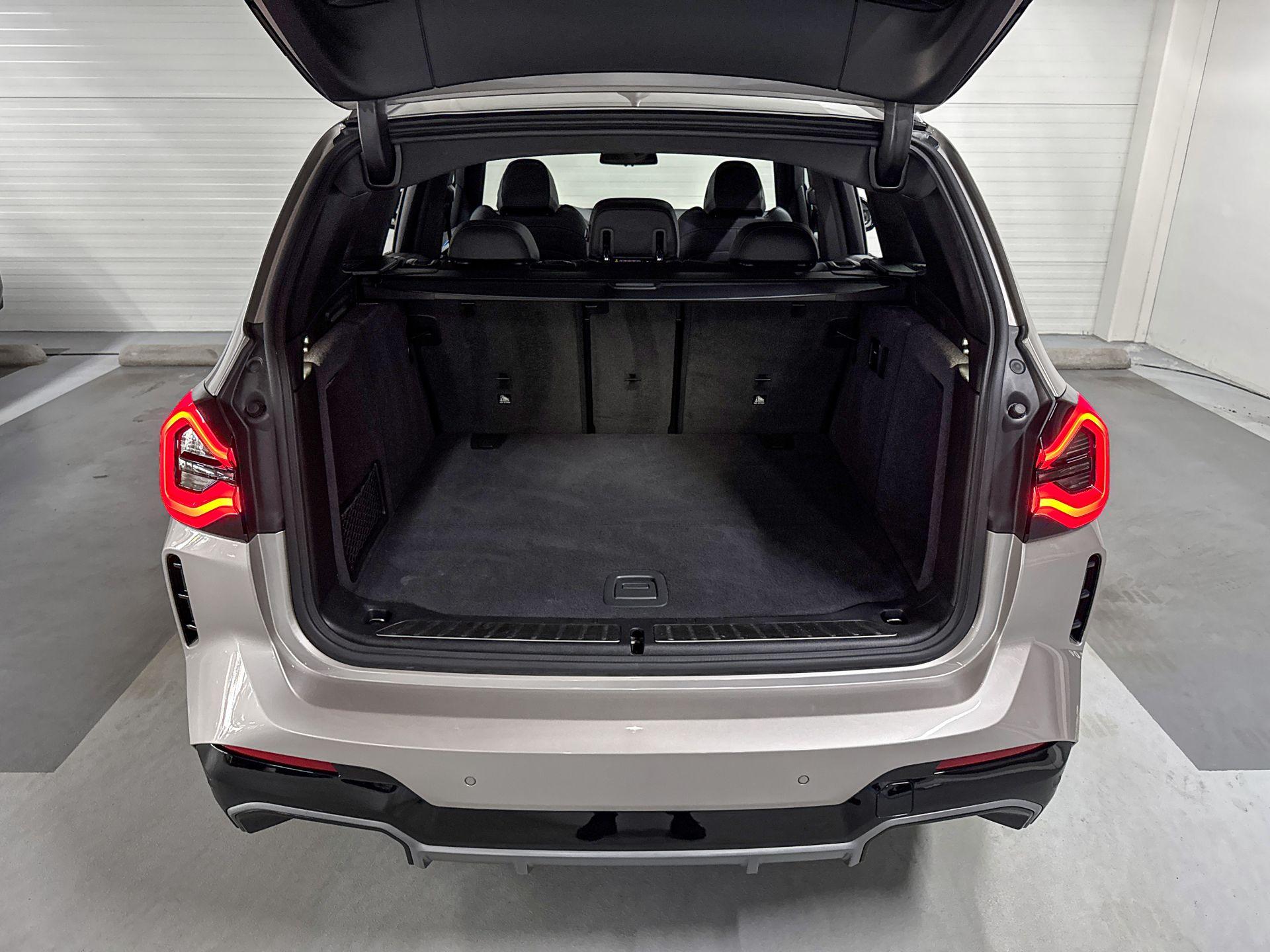 Foto van BMW Ix3