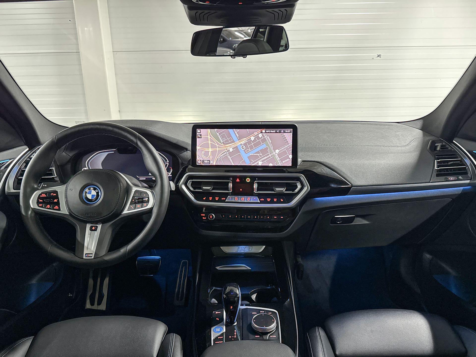 Foto van BMW Ix3