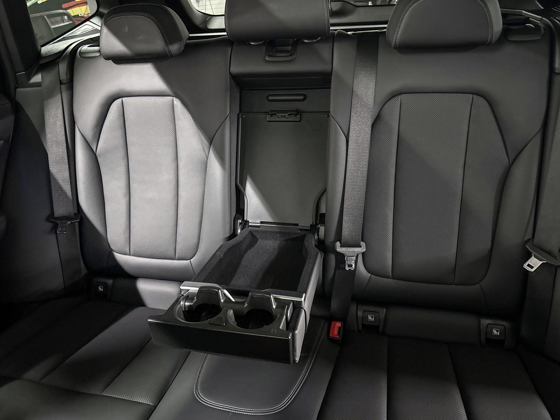 Foto van BMW Ix3