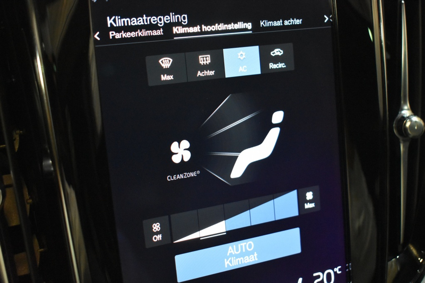 Foto van Volvo V60 Cross Country