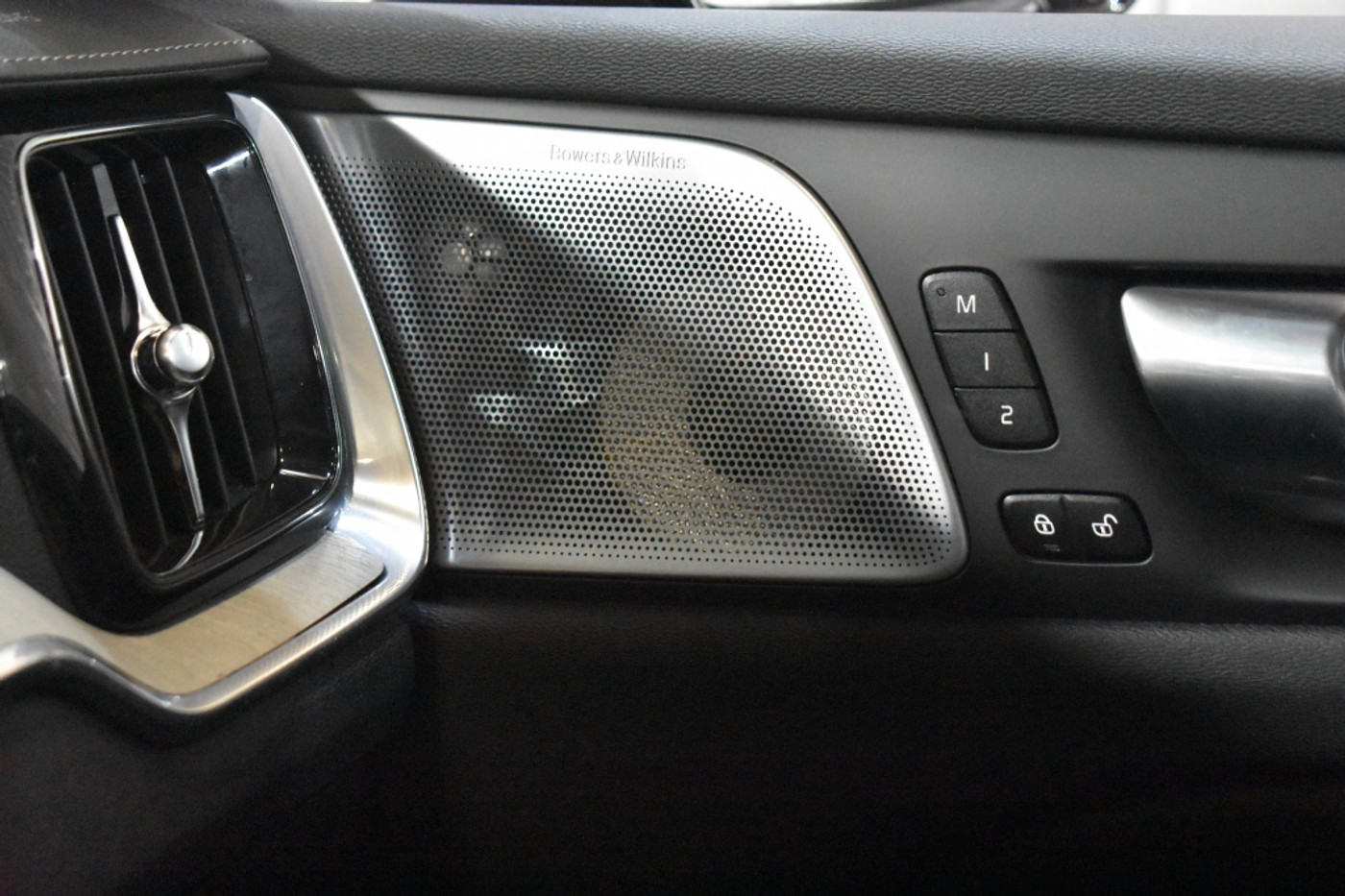 Foto van Volvo V60 Cross Country