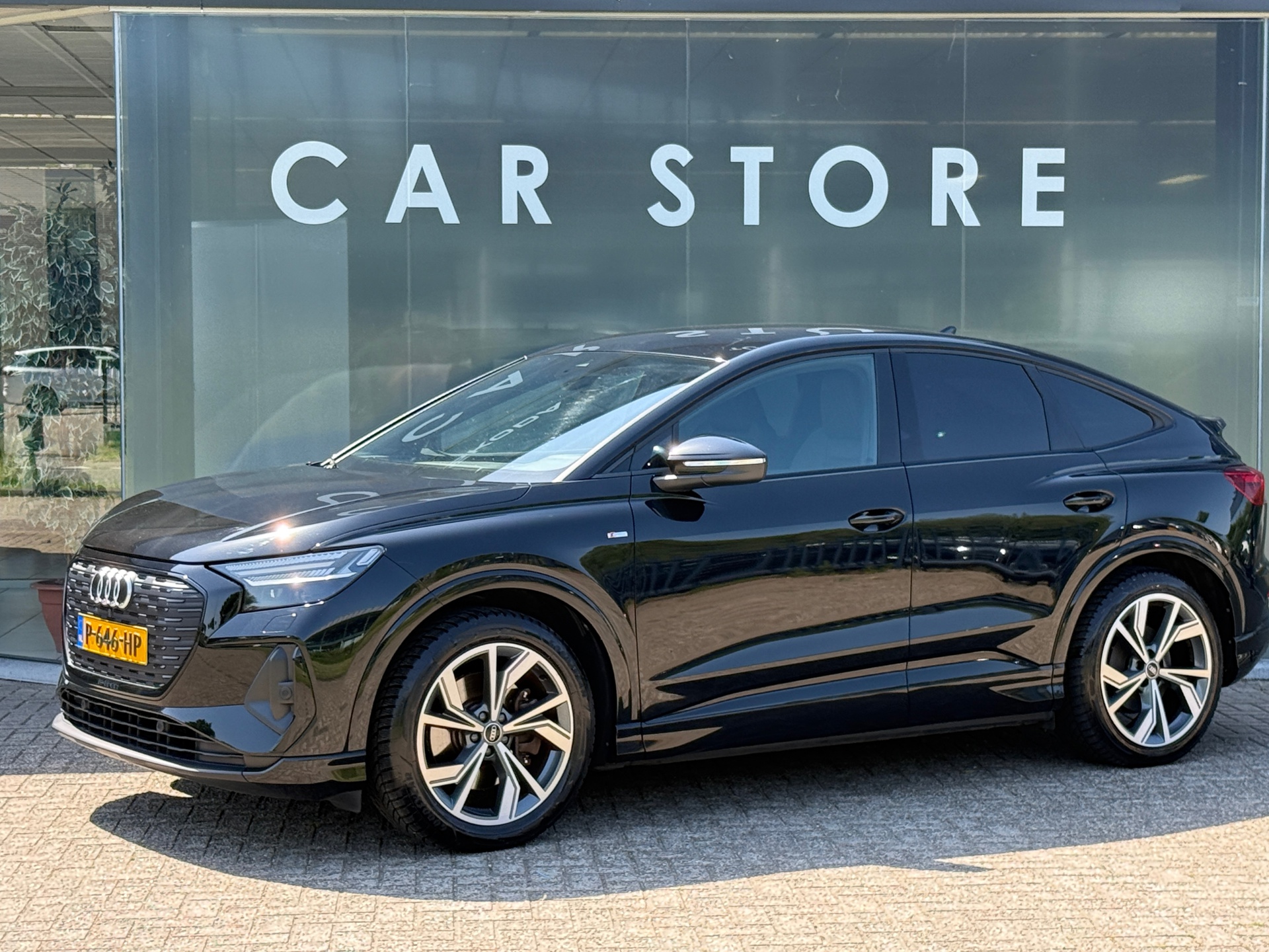 Foto van Audi Q4 Sportback 40 E-tron