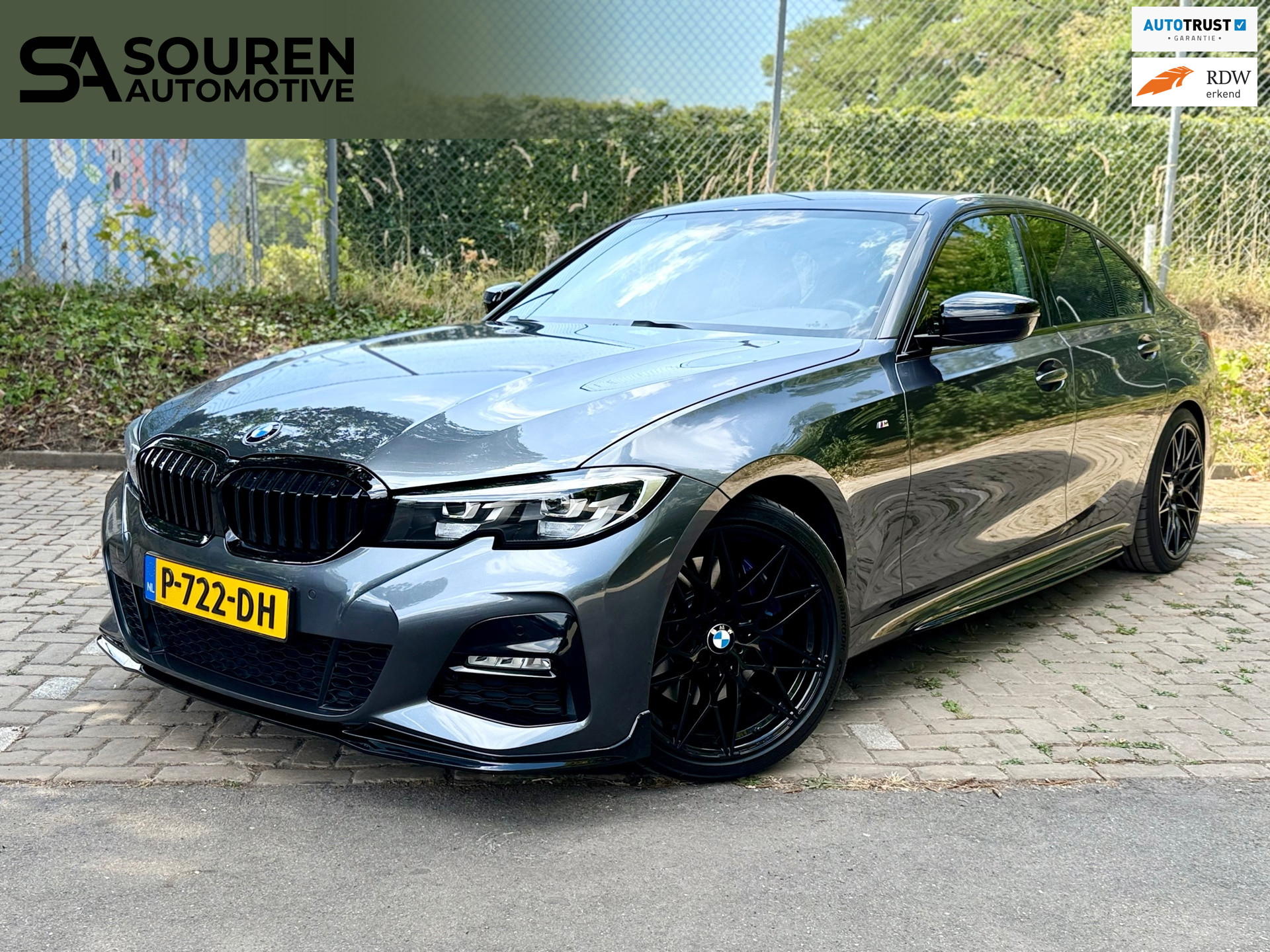 BMW 3-serie 330i High Executive 2019 - voorkant