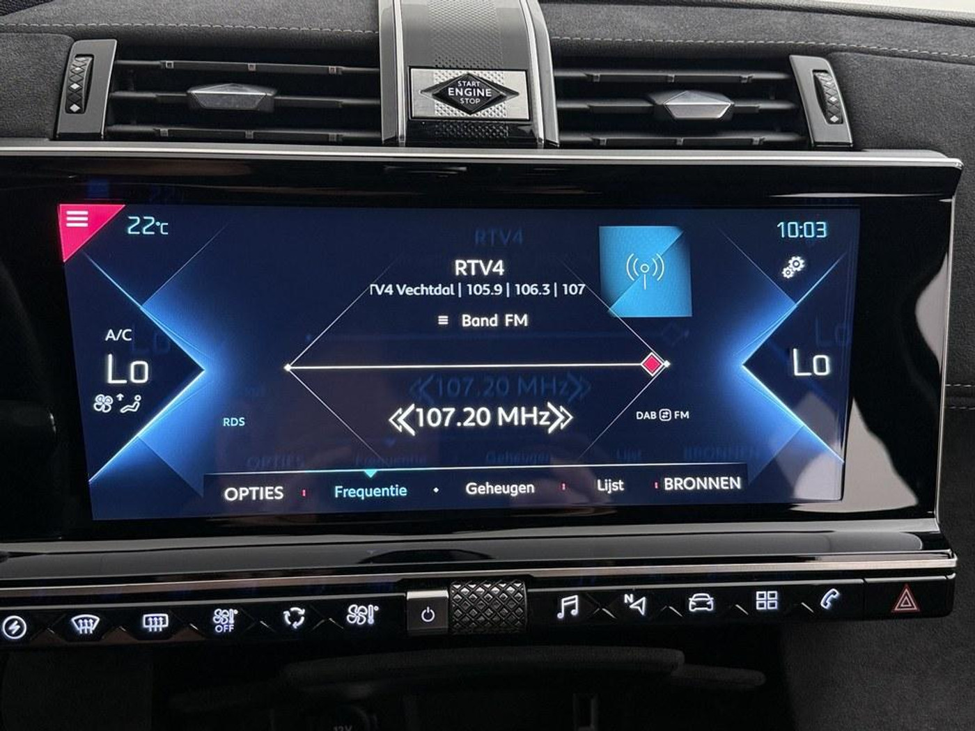 Foto van DS DS 7 Crossback