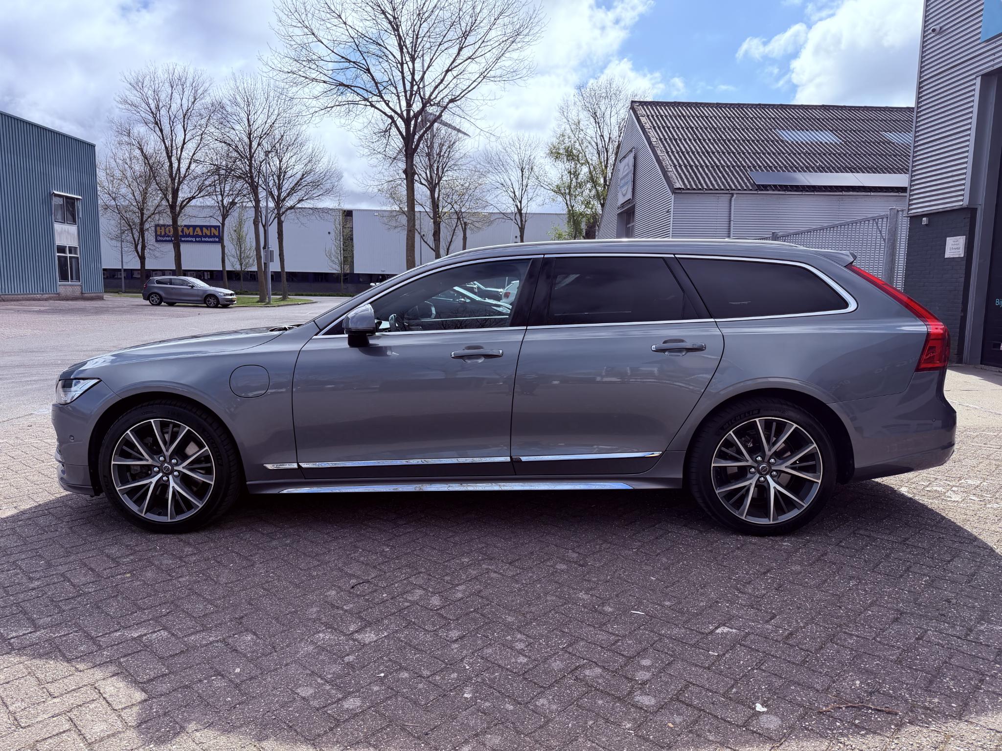 Foto van Volvo V90 T8 Twin Engine
