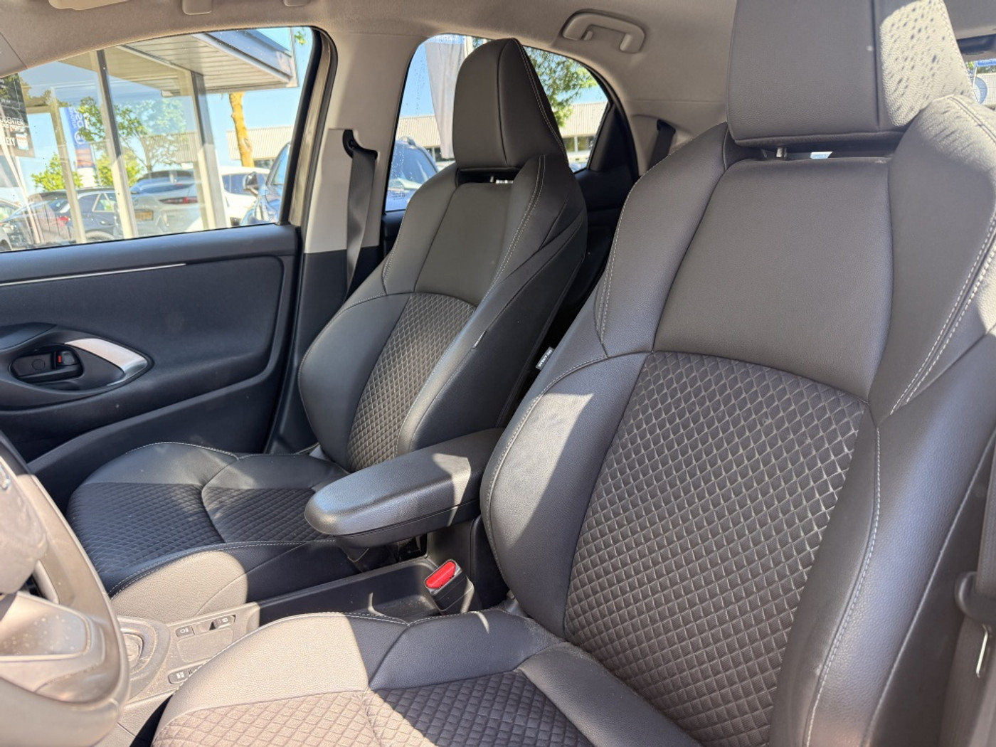 Foto van Mazda Mazda2 Hybrid