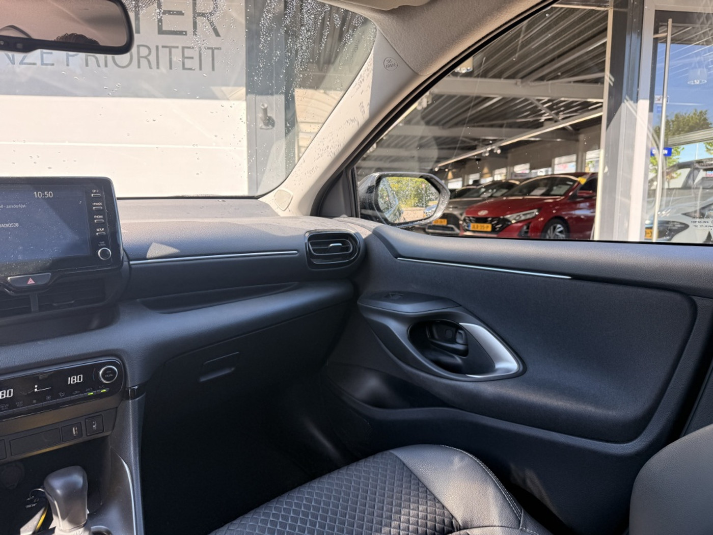Foto van Mazda Mazda2 Hybrid