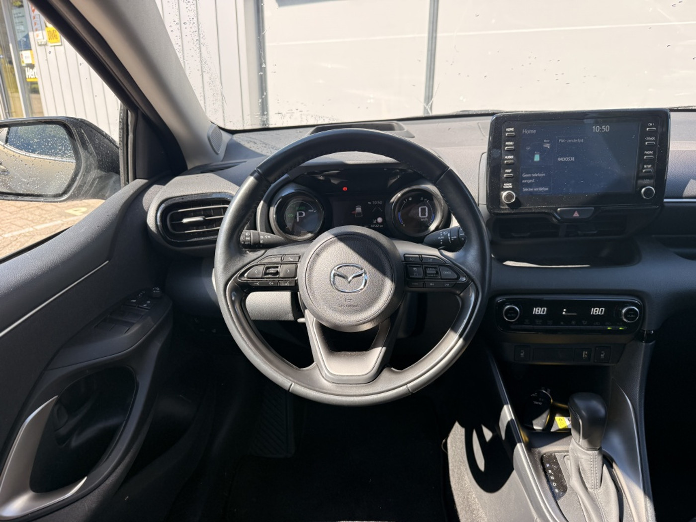 Foto van Mazda Mazda2 Hybrid