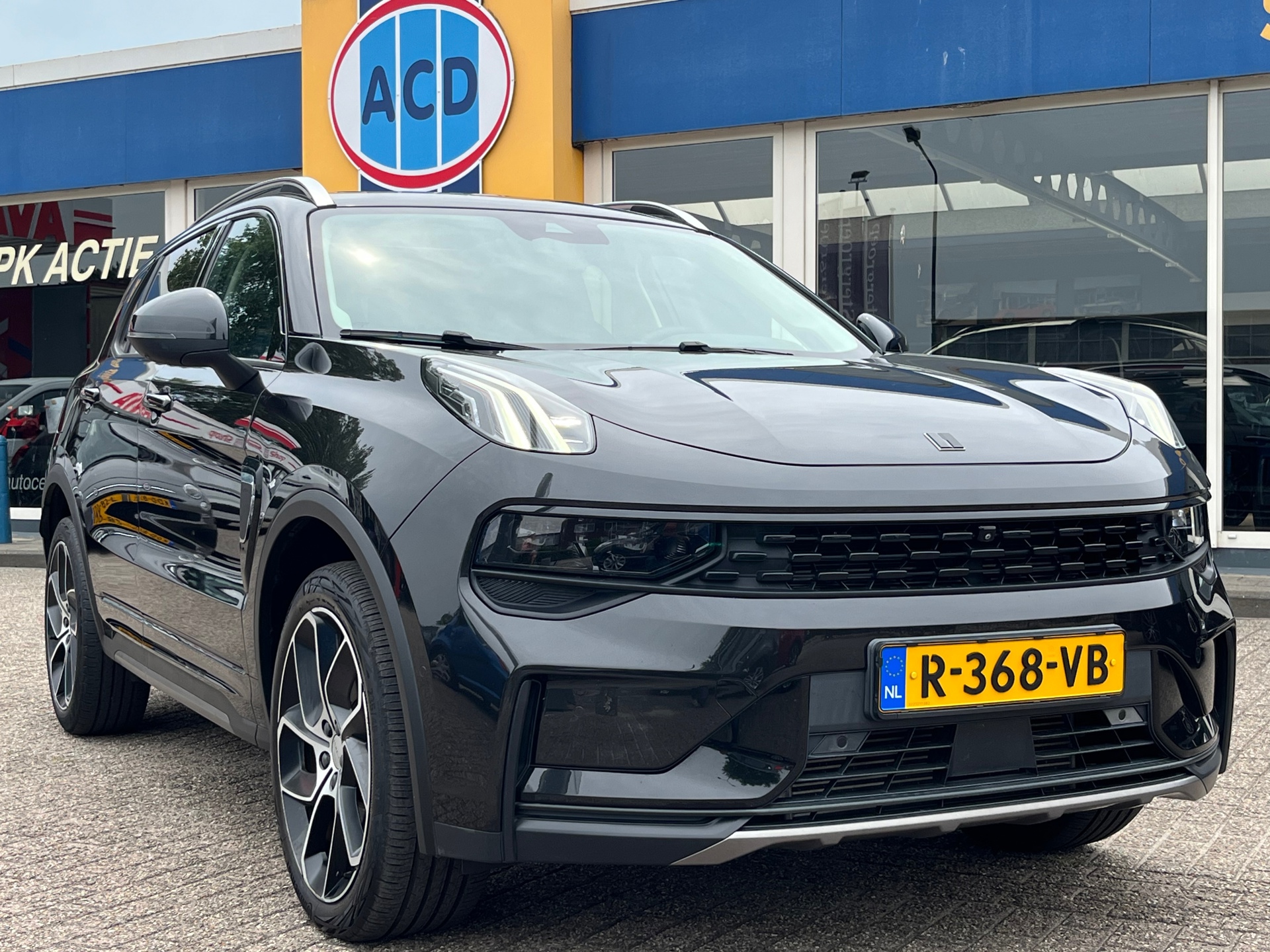 Foto van Lynk&co LYNK & Co 01