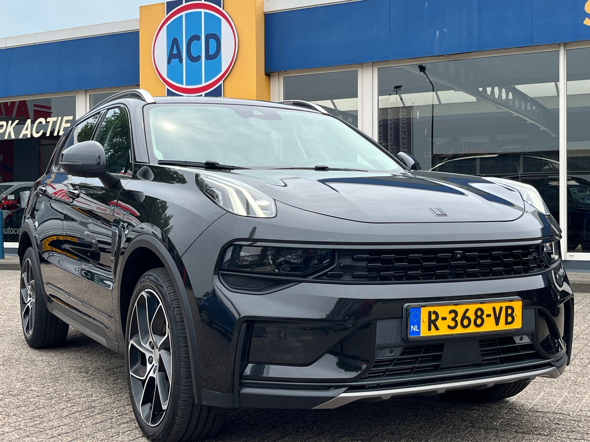 Foto van Lynk&co LYNK & Co 01