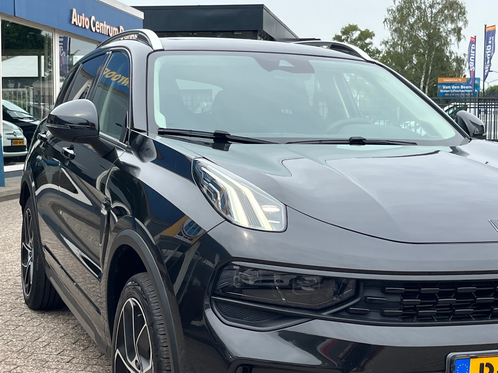 Foto van Lynk&co LYNK & Co 01