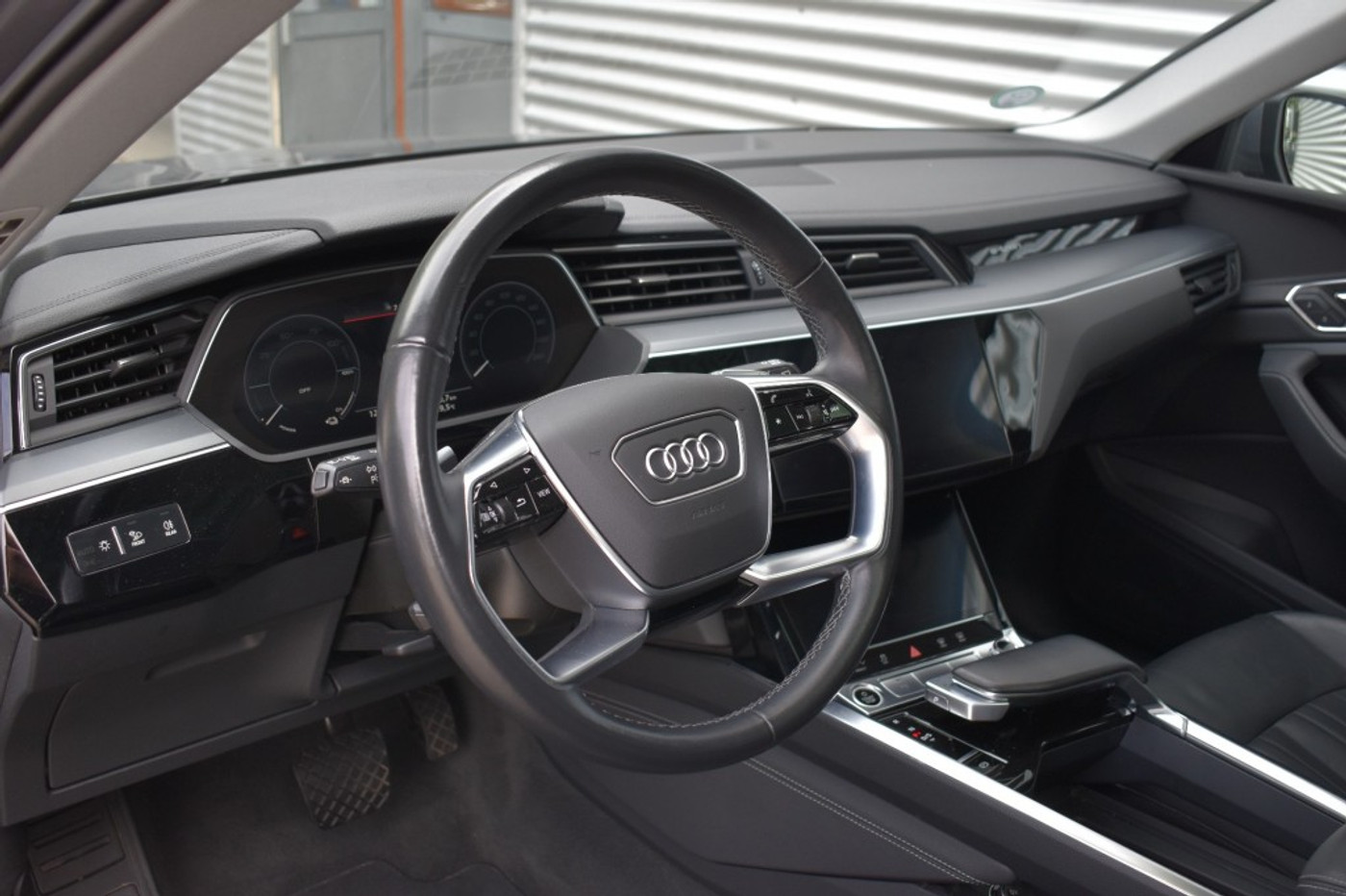 Foto van Audi E-tron 55