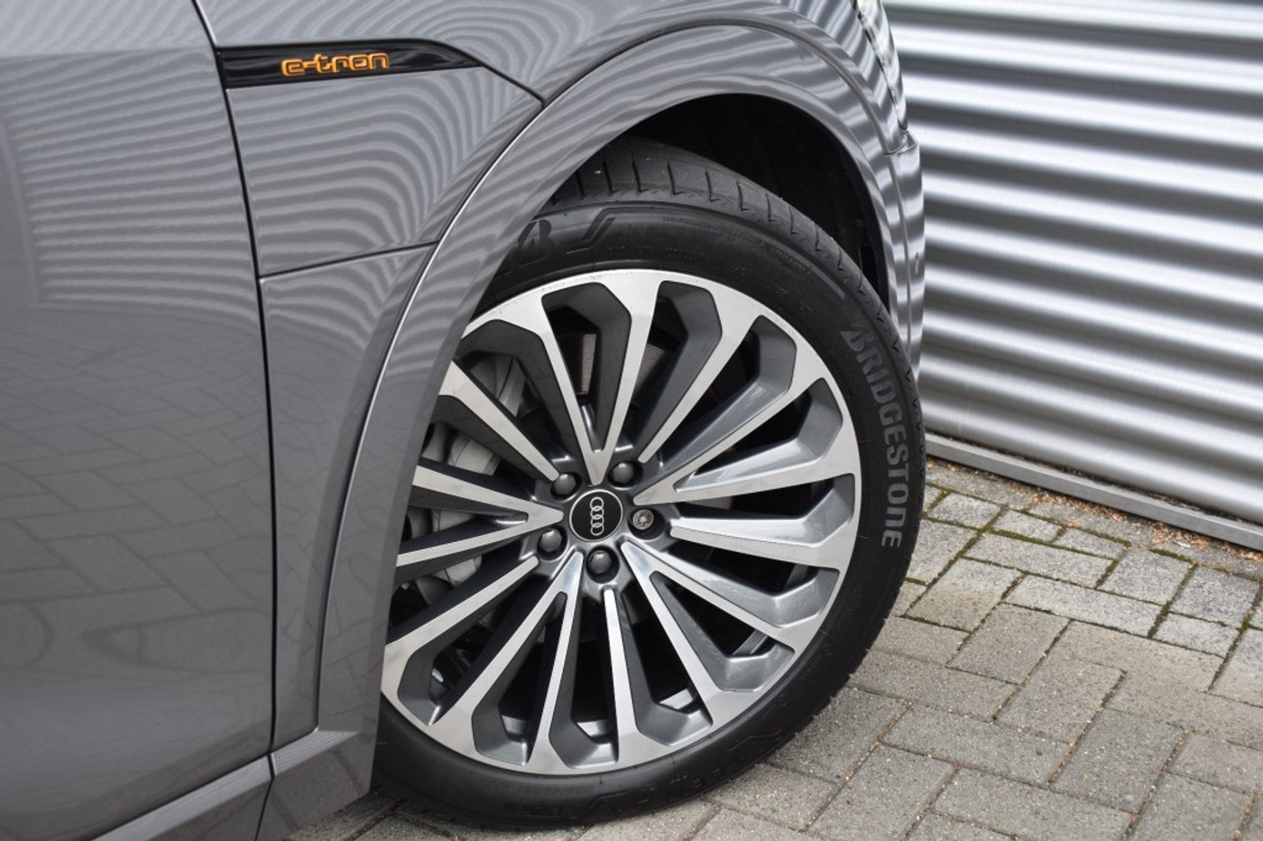 Foto van Audi E-tron 55
