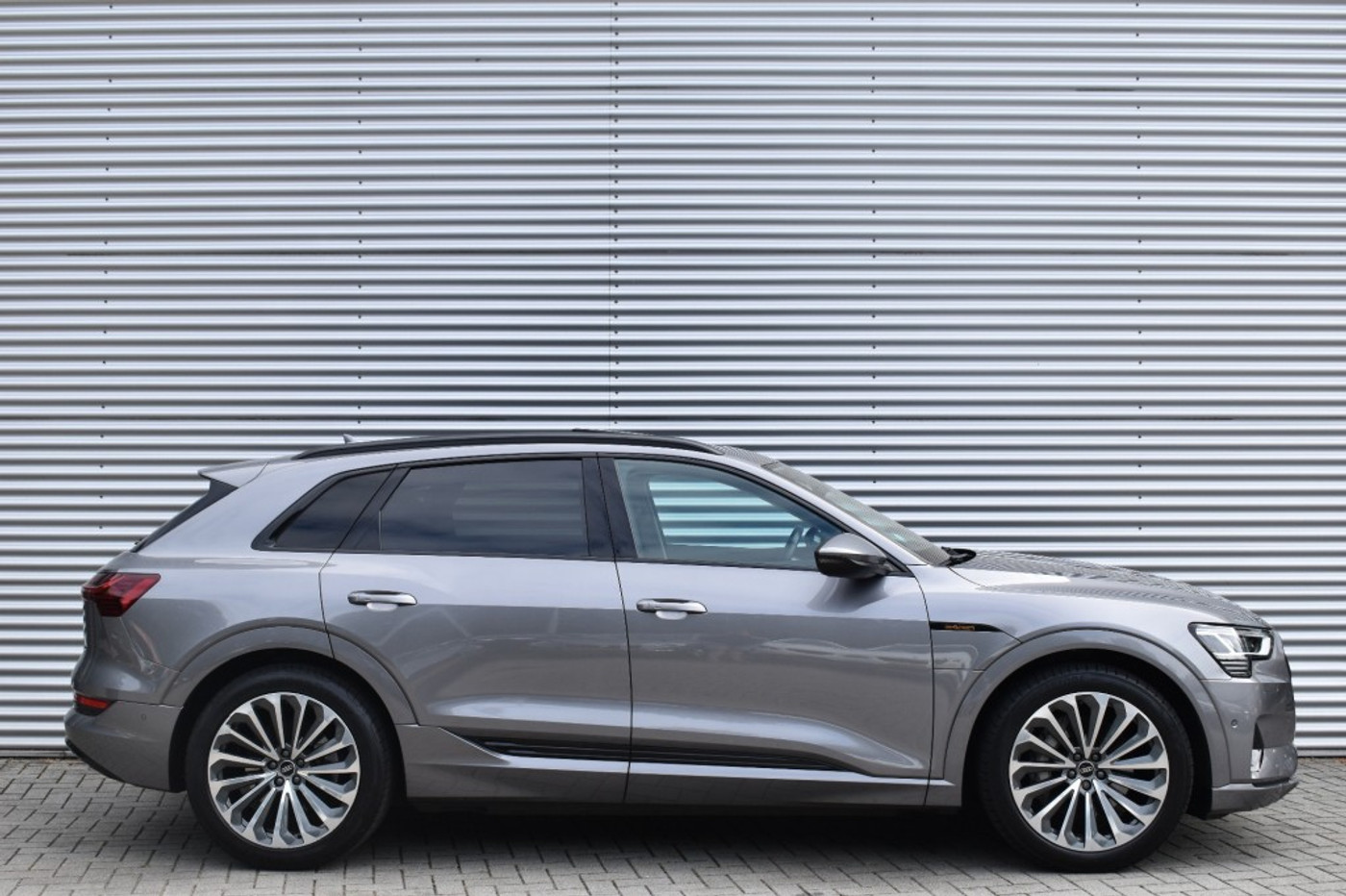 Foto van Audi E-tron 55