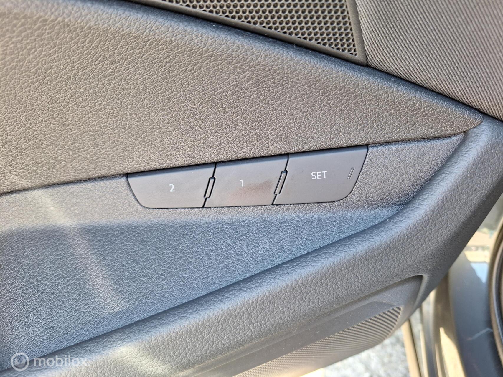 Foto van Audi E-tron 55