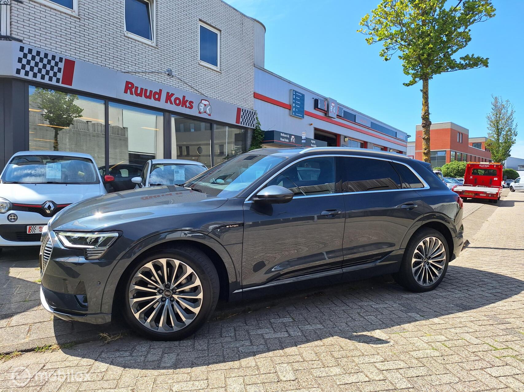 Audi E-tron 55 55 QUATTRO ADVANCED EDITION 95 kWh 2022 - voorkant