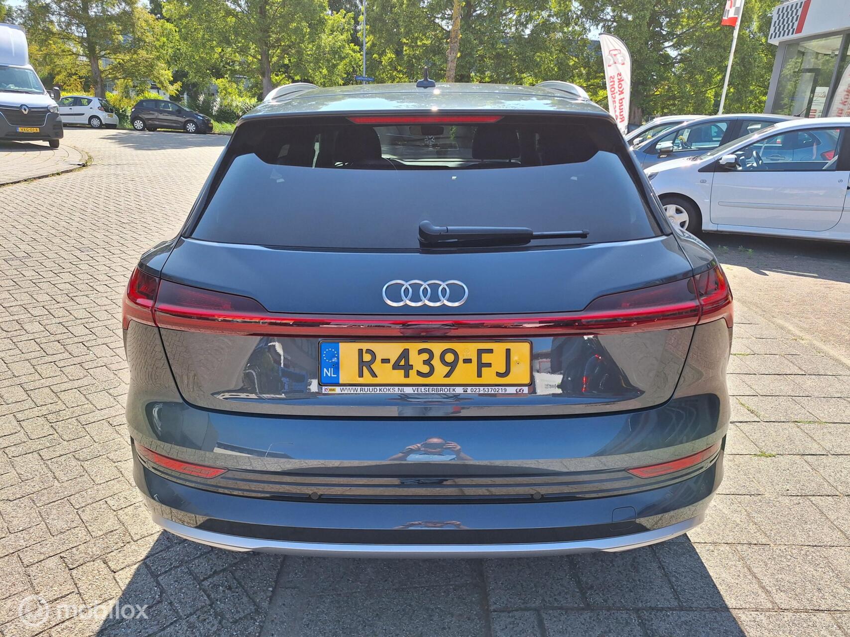 Foto van Audi E-tron 55