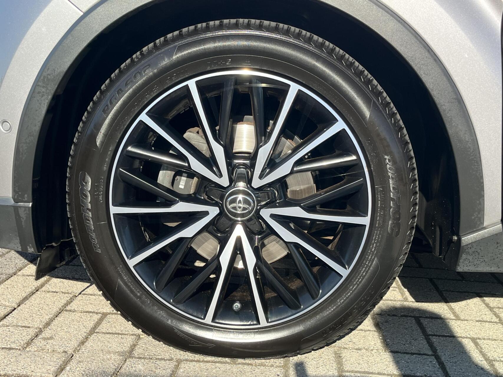 Foto van Toyota Toyota C-hr
