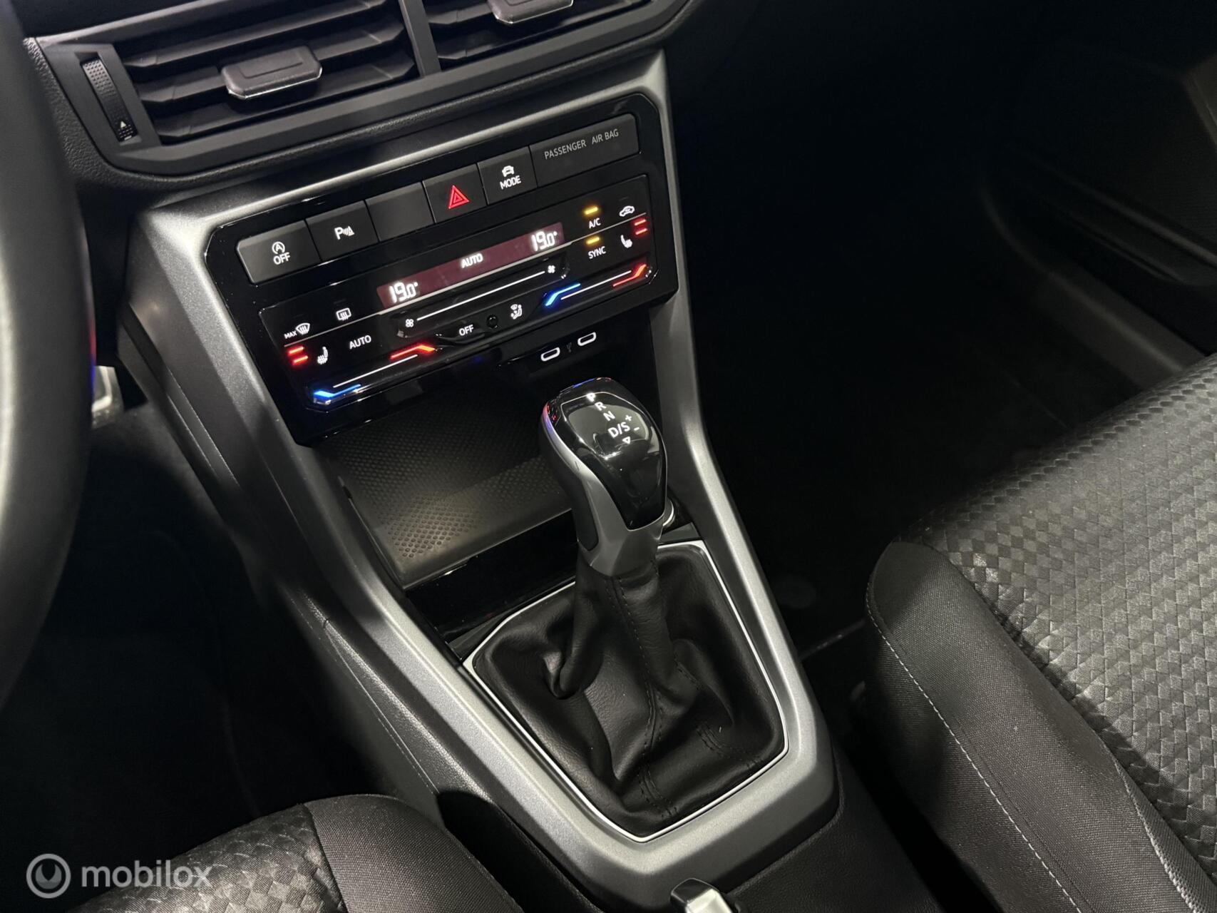 Foto van Volkswagen T-cross