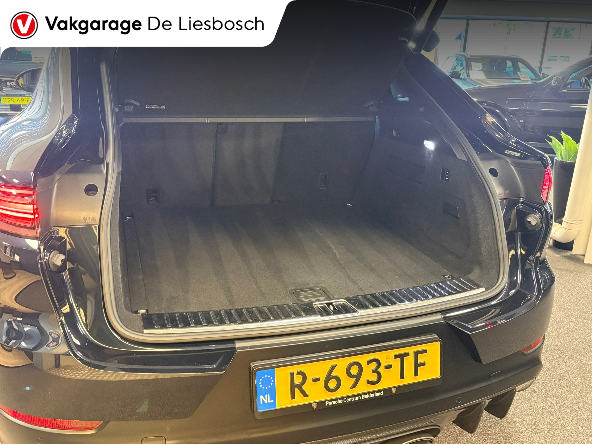 Foto van Porsche Cayenne Turbo GT