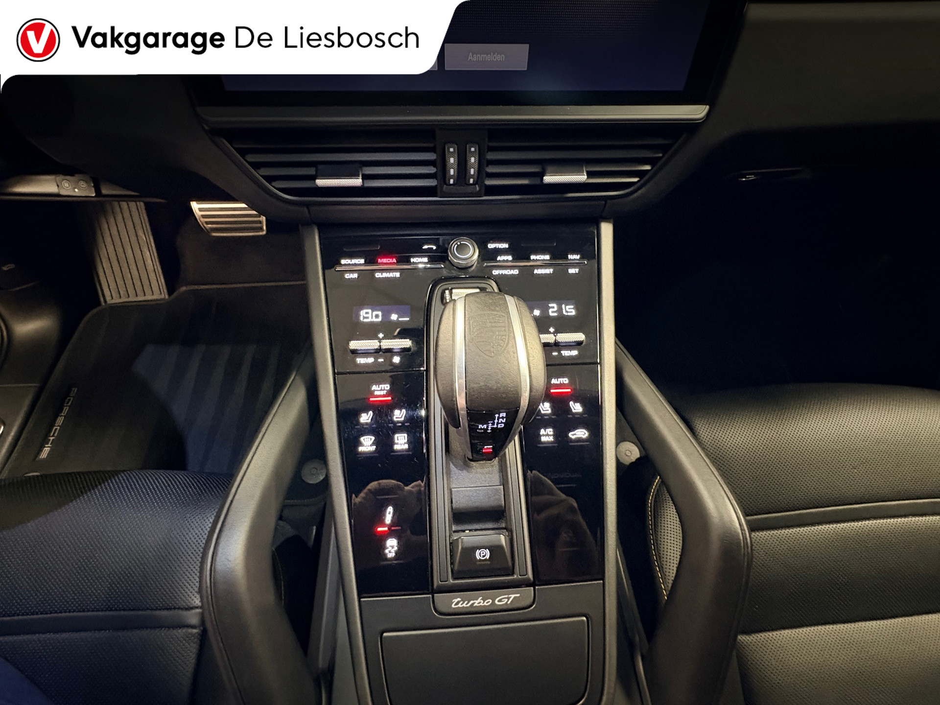Foto van Porsche Cayenne Turbo GT