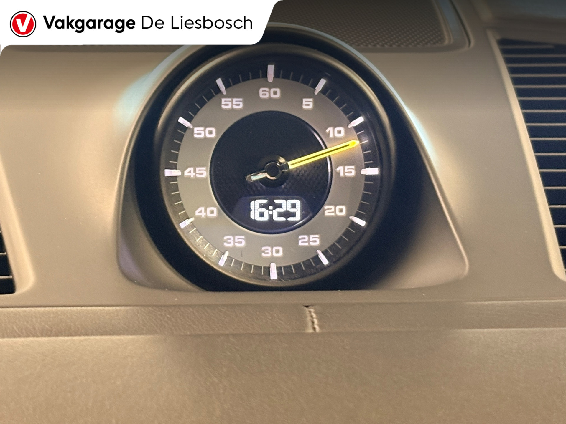 Foto van Porsche Cayenne Turbo GT