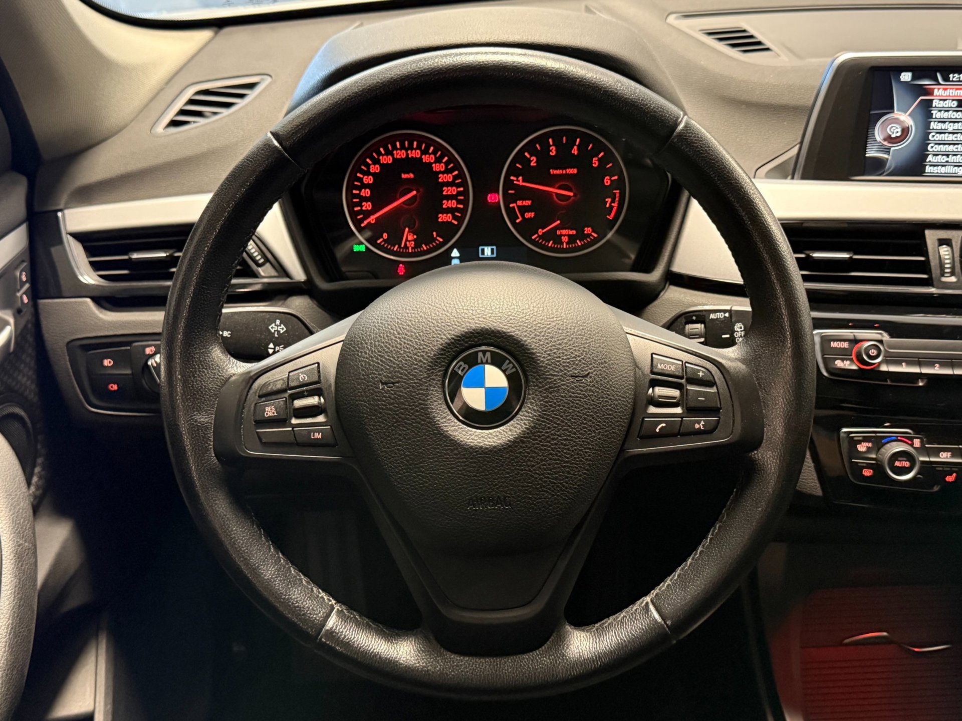 Foto van BMW X1 Sdrive18i