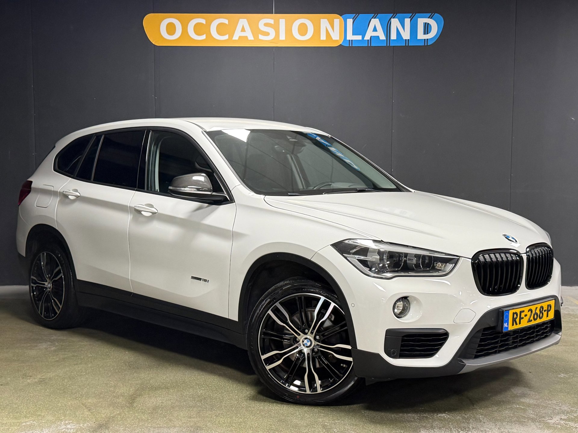 Foto van BMW X1 Sdrive18i