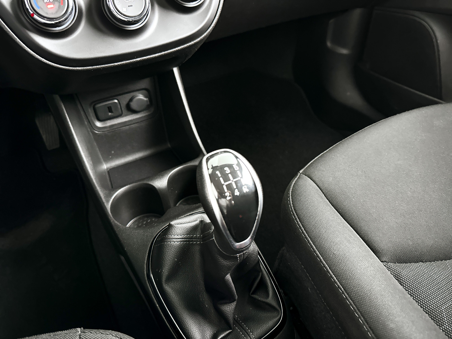 Foto van Opel Karl Rocks / Viva Rocks