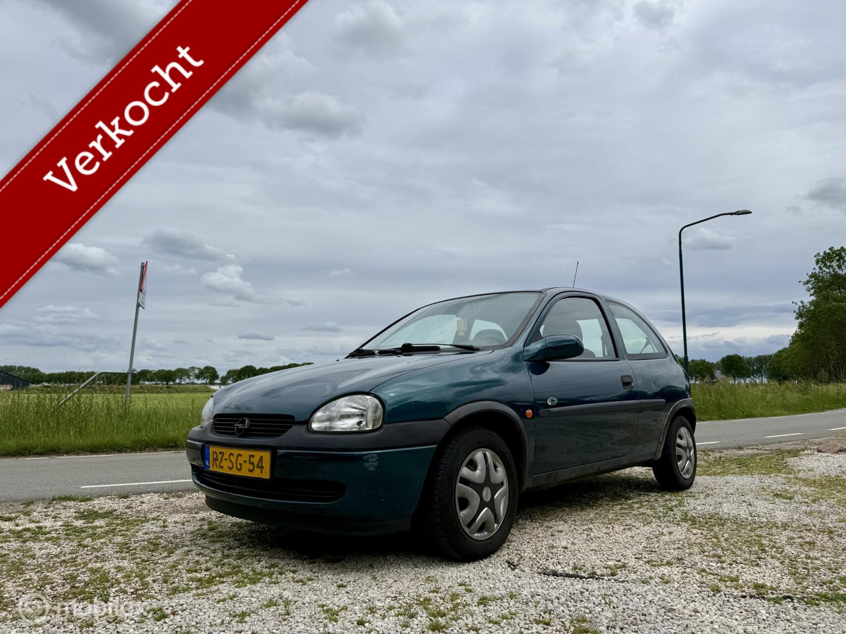 Opel Corsa-b 1.4i Eco, BJ 1997, Zuinig, APK Juni 2027 1997 - voorkant