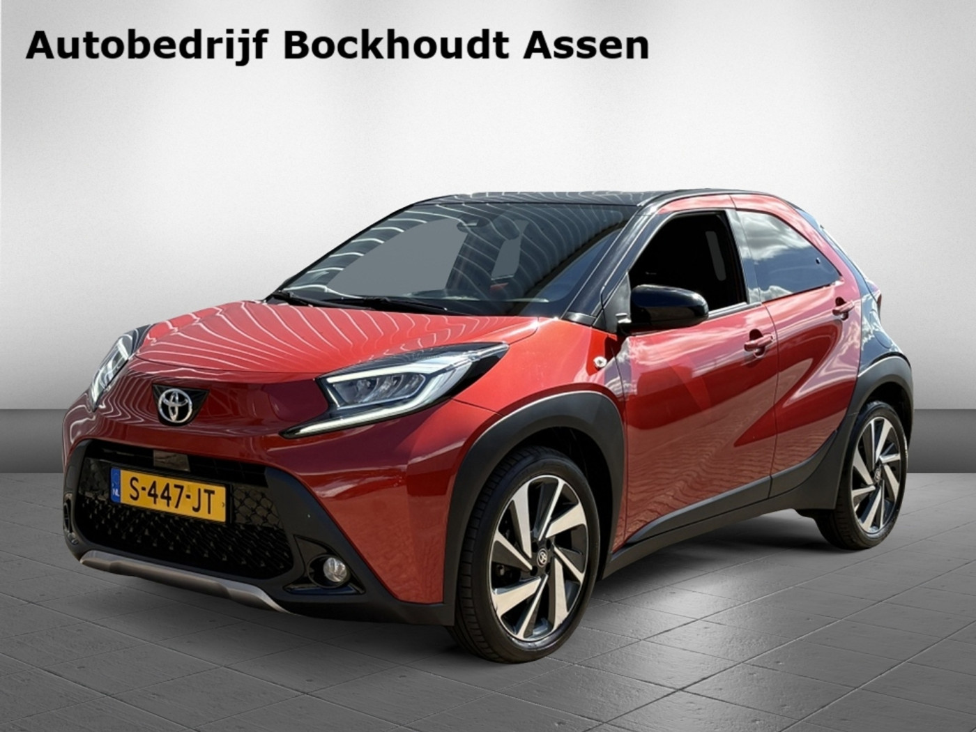 Toyota Toyota Aygo X 1.0 VVT-i MT Envy | Two-Tone 2023 - voorkant
