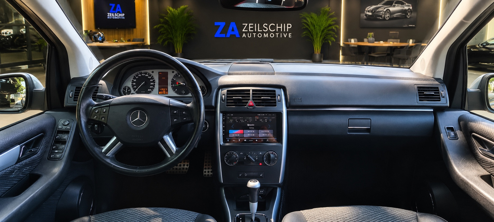 Foto van Mercedes-Benz B 200