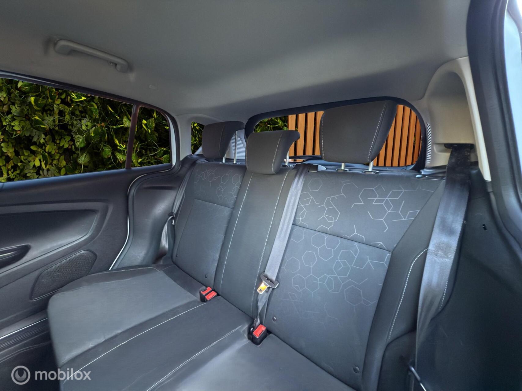 Foto van Ford B-max