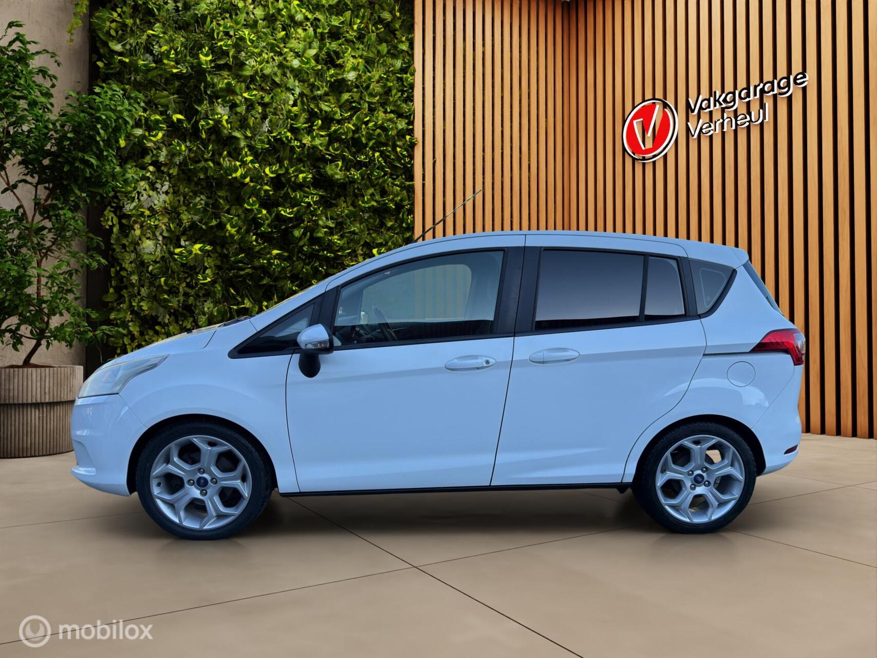 Foto van Ford B-max