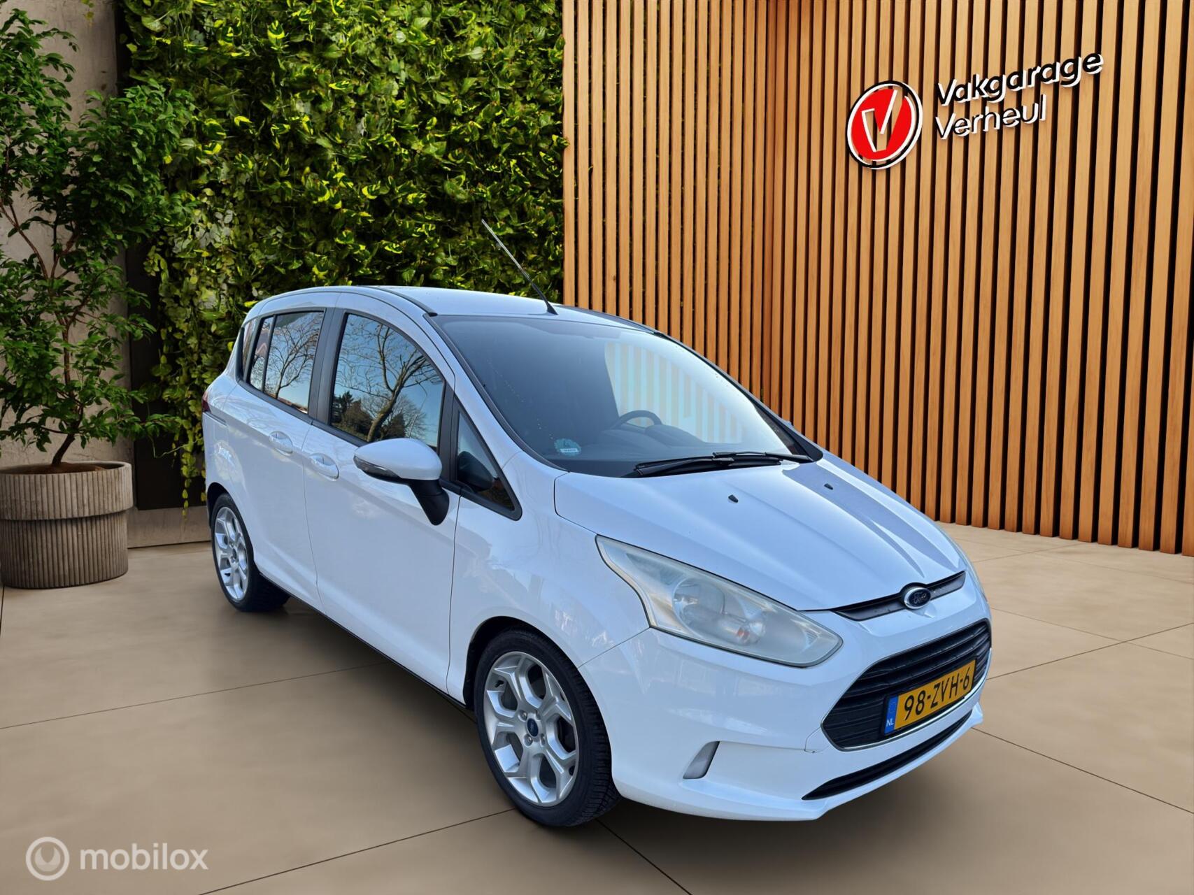 Foto van Ford B-max