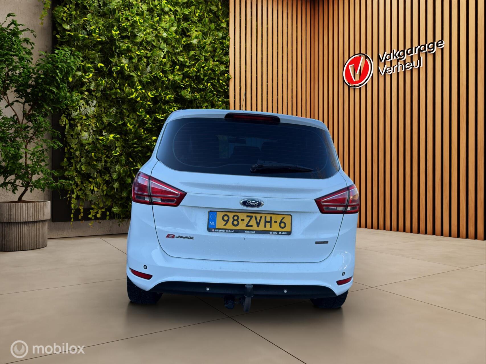 Foto van Ford B-max