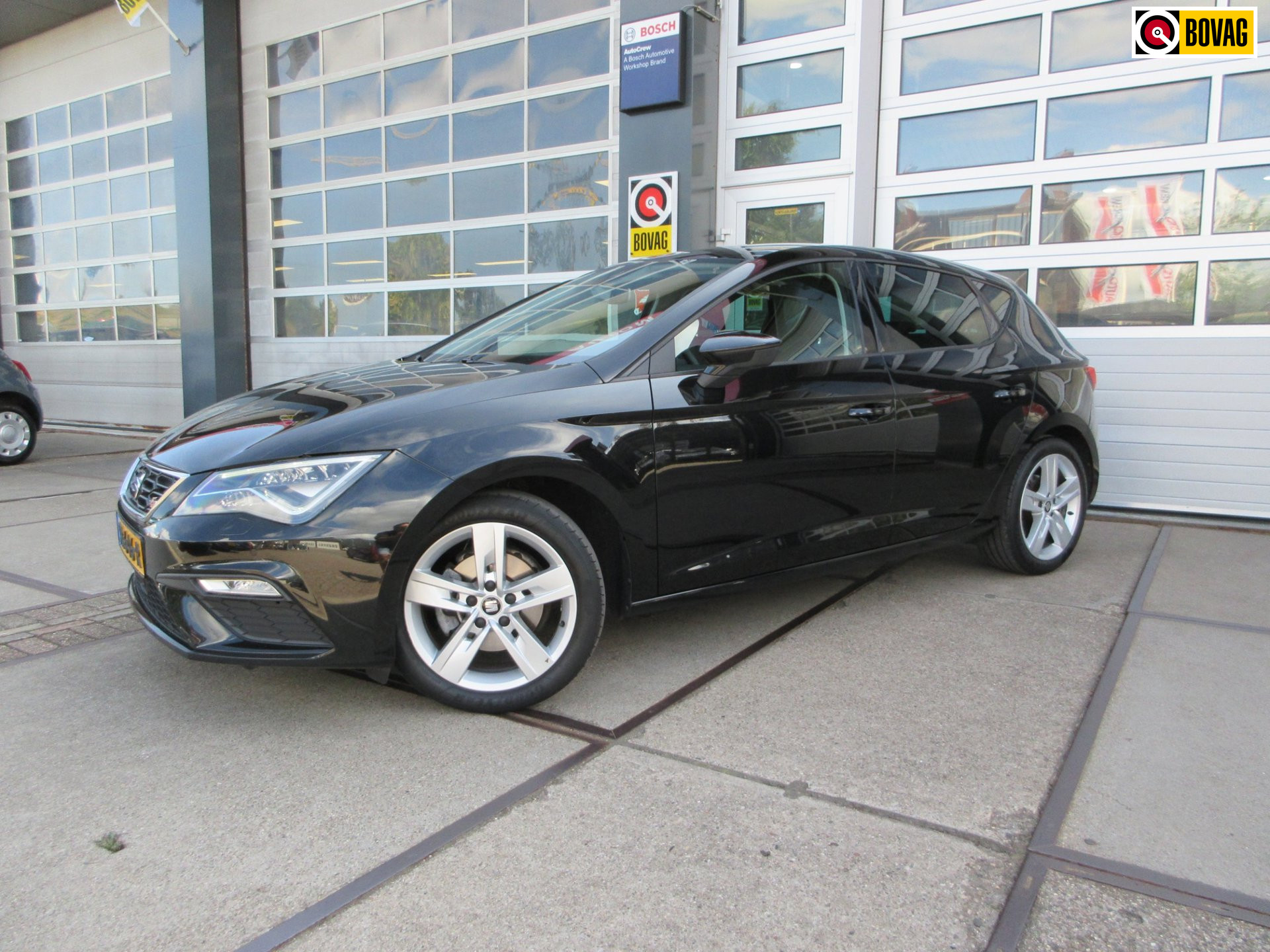Seat Leon 1.4 EcoTSI FR Business Intense 2017 - voorkant