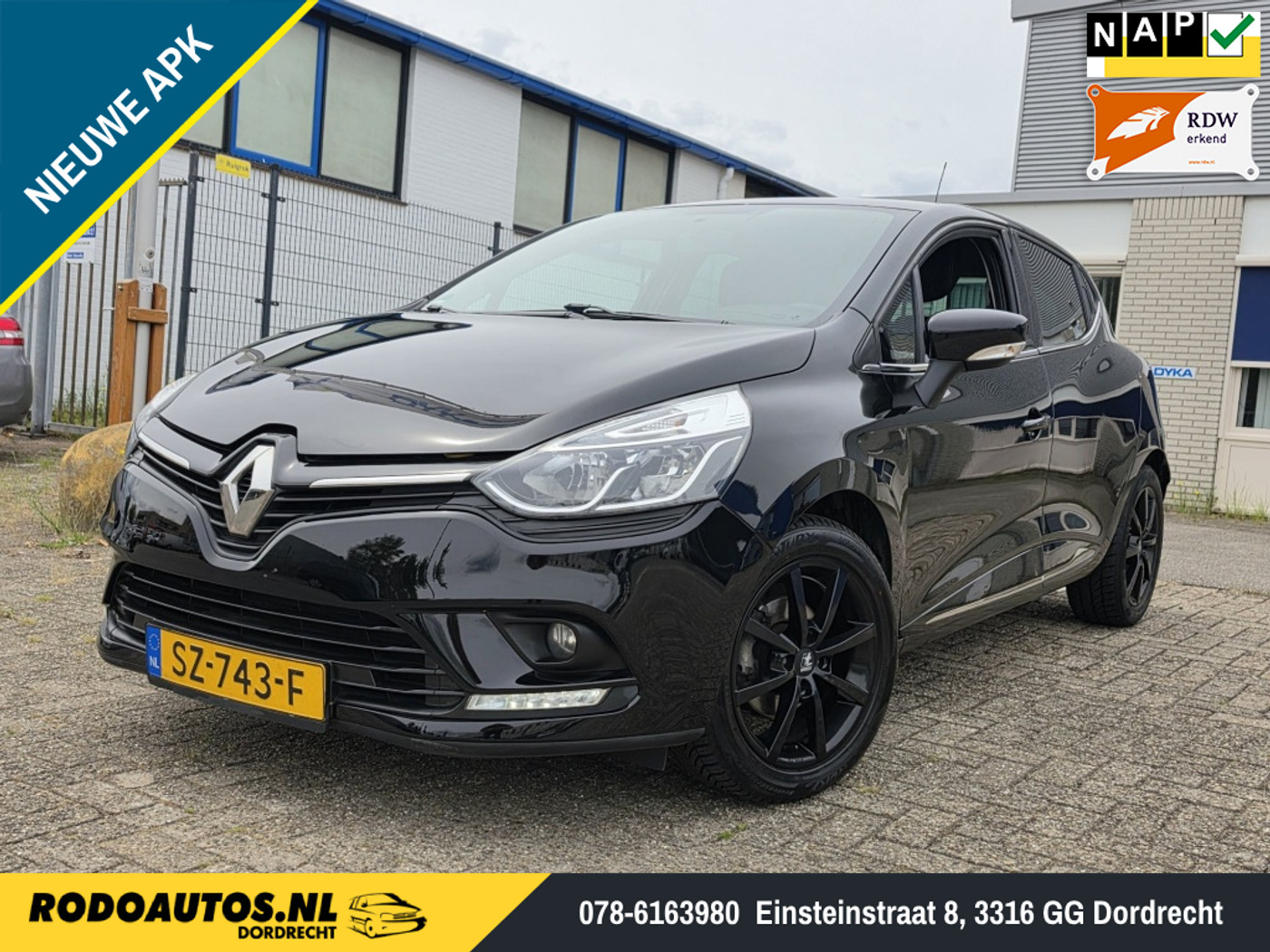 Renault Clio 0.9 TCe Limited Navi/Cruise/Airco/PDC ✅ 2018 - voorkant