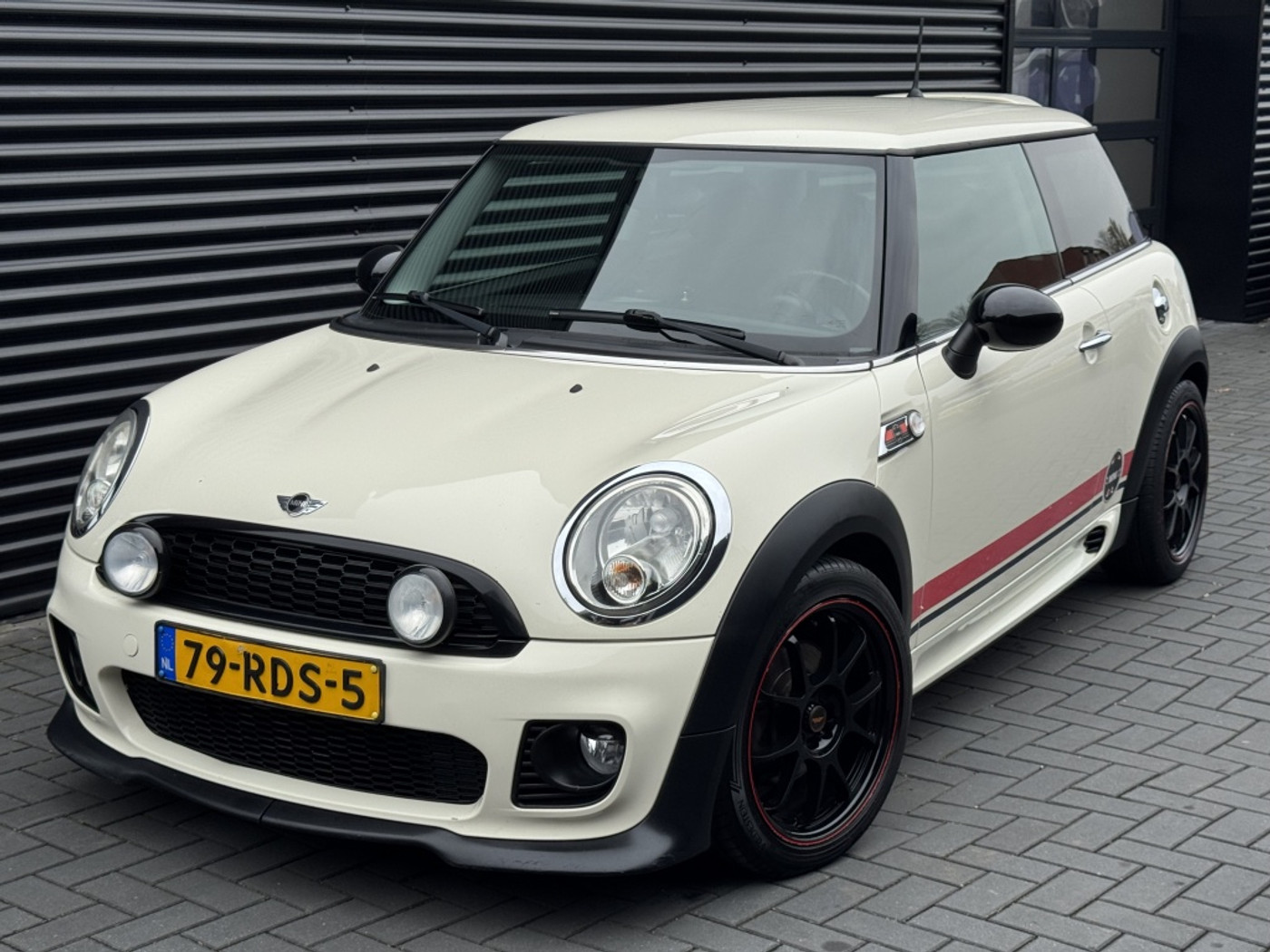 Mini Cooper 1.6 Cooper Salt bisiness line 2011 - voorkant