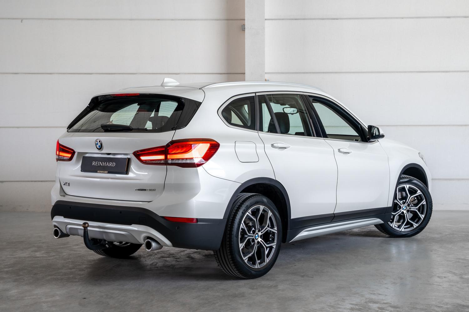 Foto van BMW X1 Sdrive20i