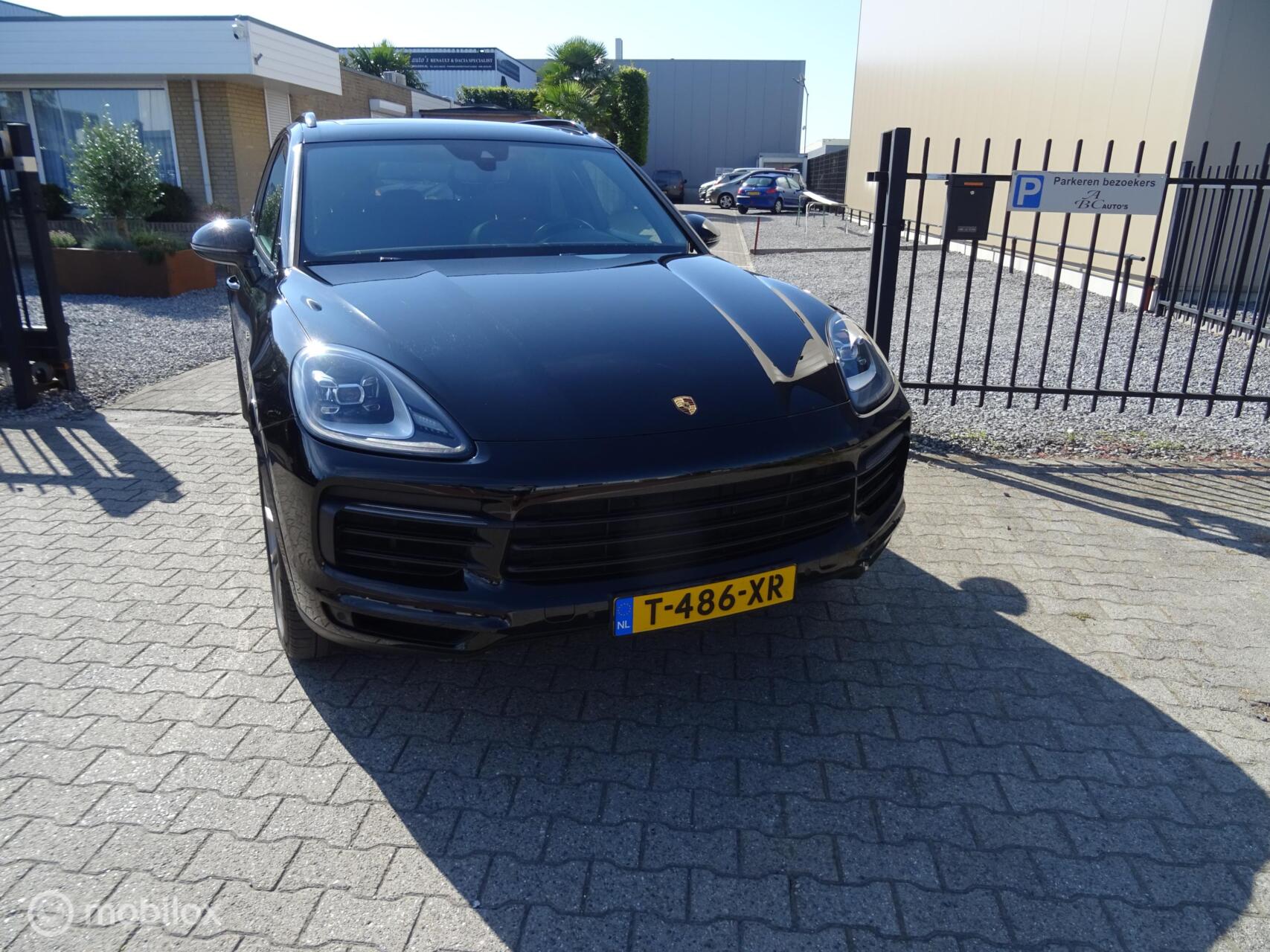 Foto van Porsche Cayenne E-hybrid