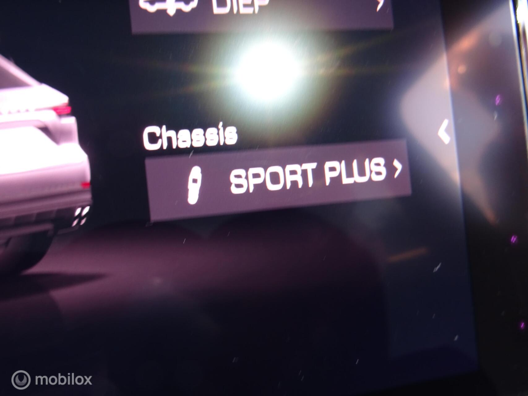 Foto van Porsche Cayenne E-hybrid