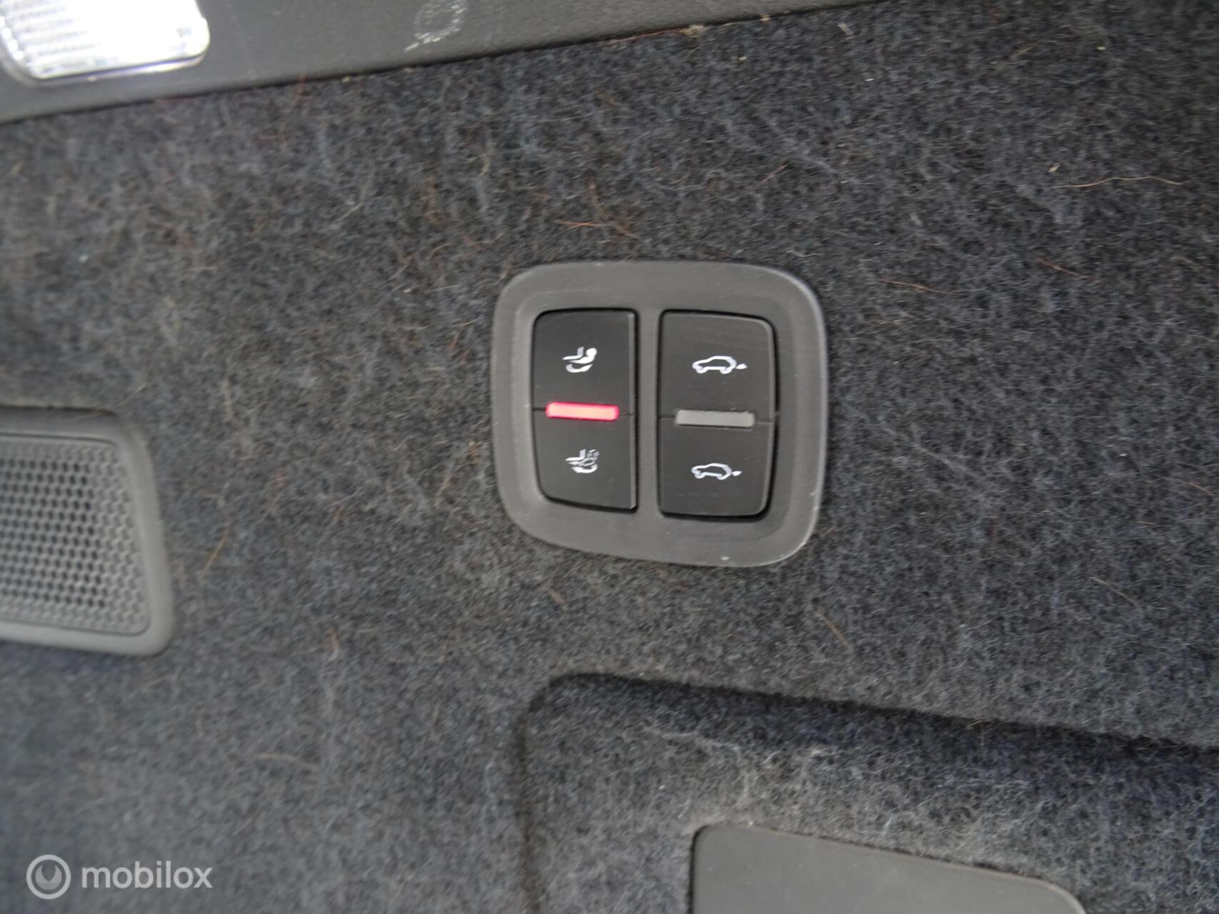 Foto van Porsche Cayenne E-hybrid