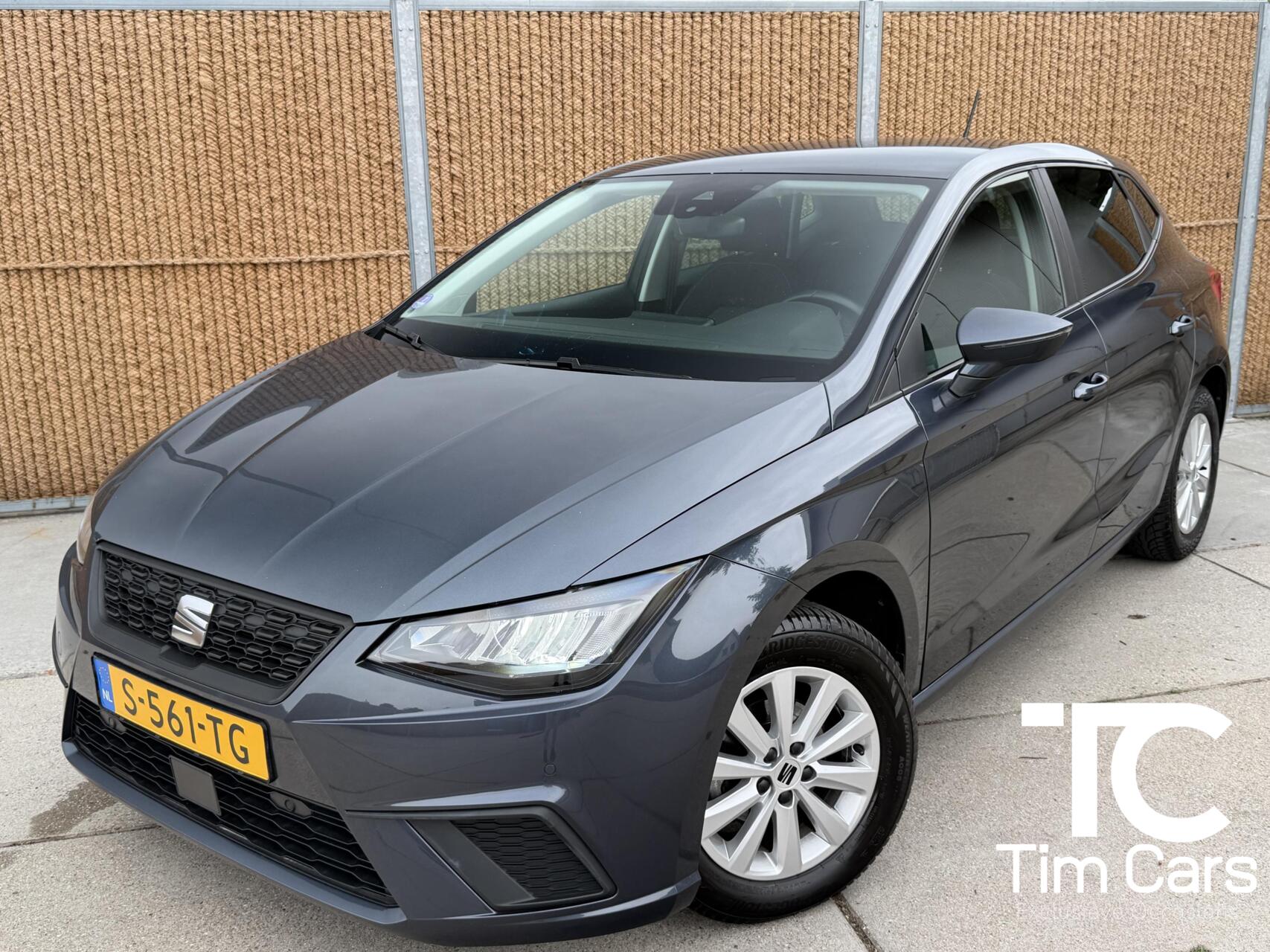 Seat Ibiza 1.0 EcoTSI FR Business Intense Navigatiesysteem | Stoelverwarming | Climate & cruise control | LED koplampen | Lichtmetalen velgen | Apple CarPlay/Android Auto Full-Link | DAB ontvanger | Parkeersensoren voor en achter 2023 - voorkant