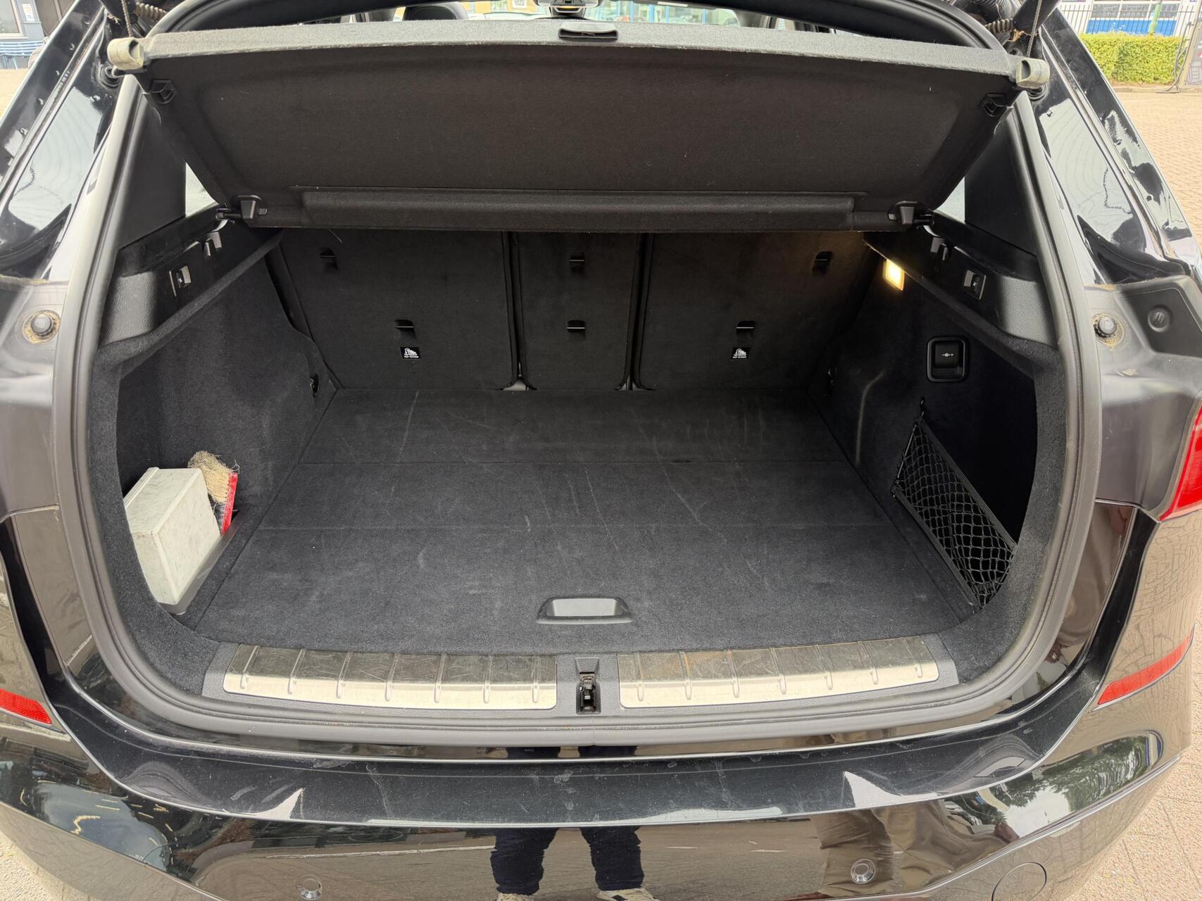 Foto van BMW X1 Xdrive20i