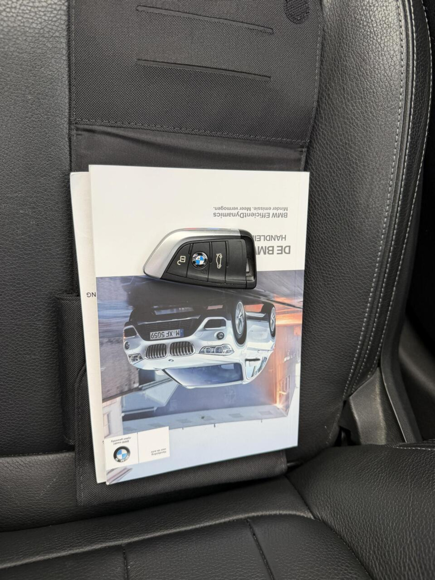 Foto van BMW X1 Xdrive20i